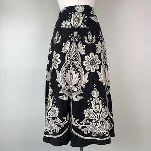 Vintage Skirt Women 8 Boho Modern Tropical Resortwear Monochrome Floral Botanic